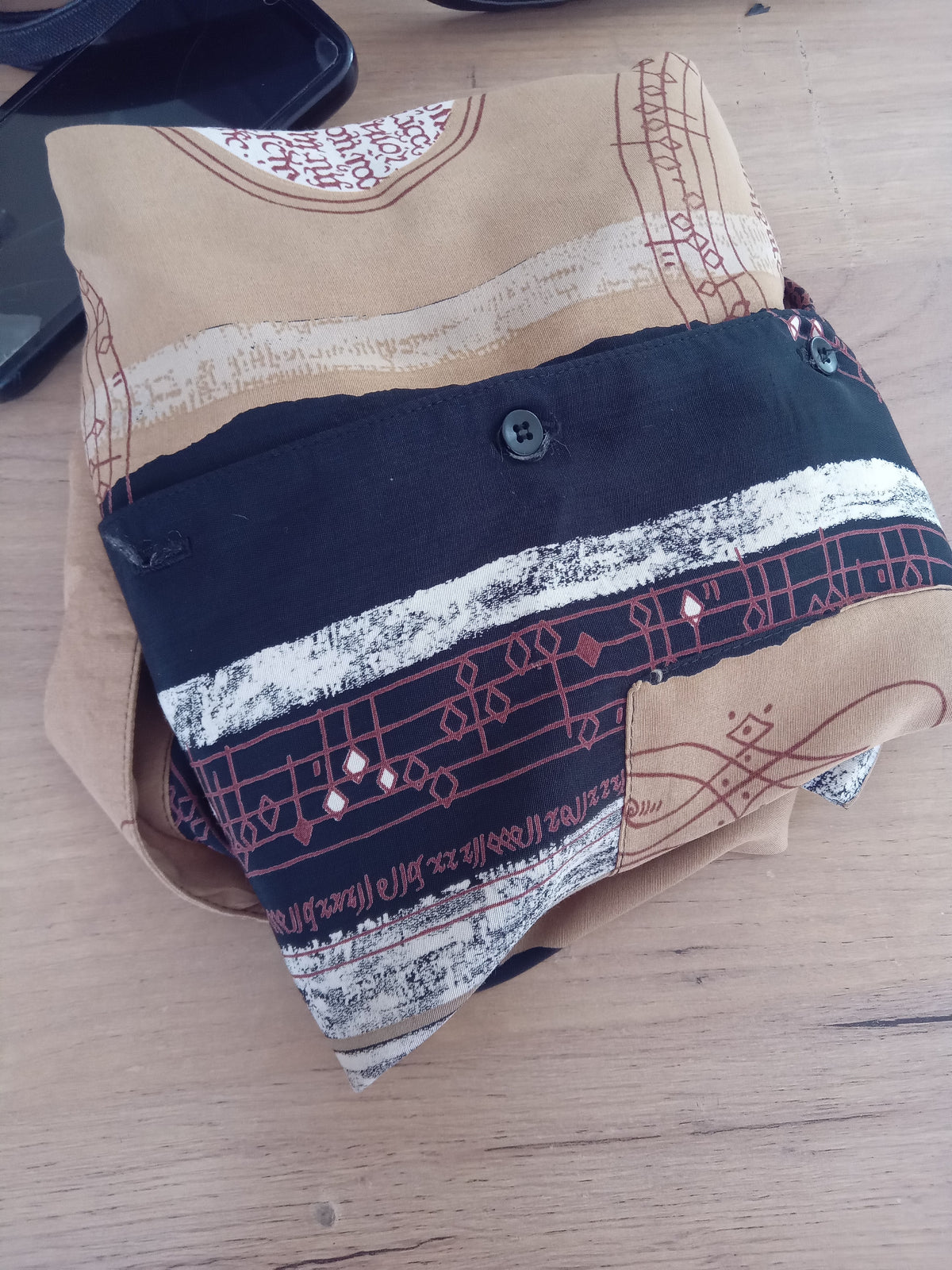 Vintage brown print button shirt