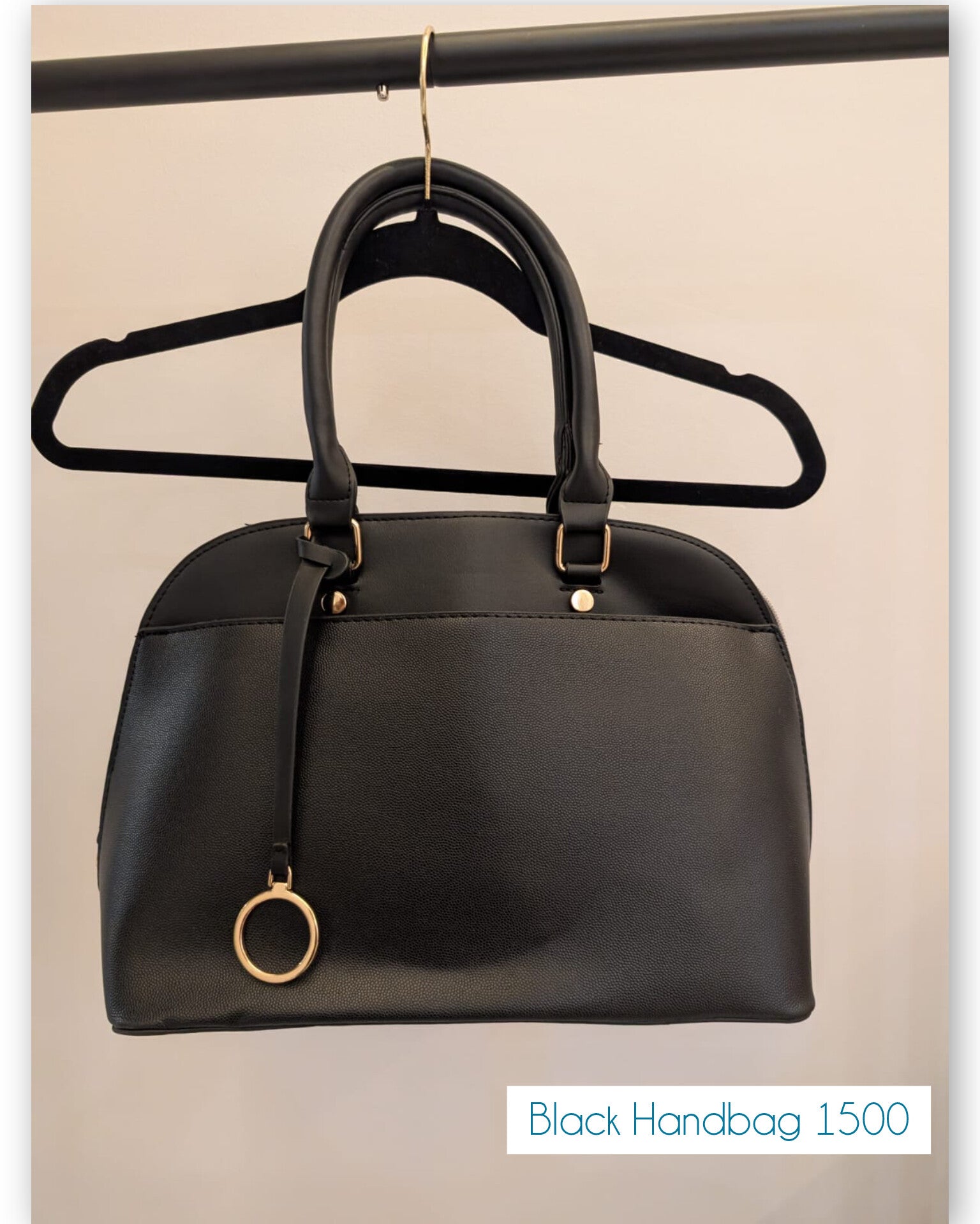 black handbag minimal