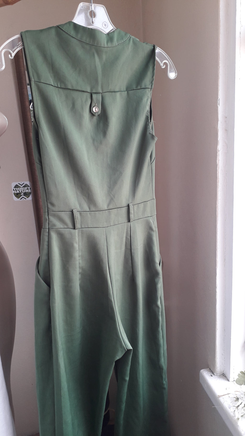 army green sleeveless jumpsuit ~~~ s