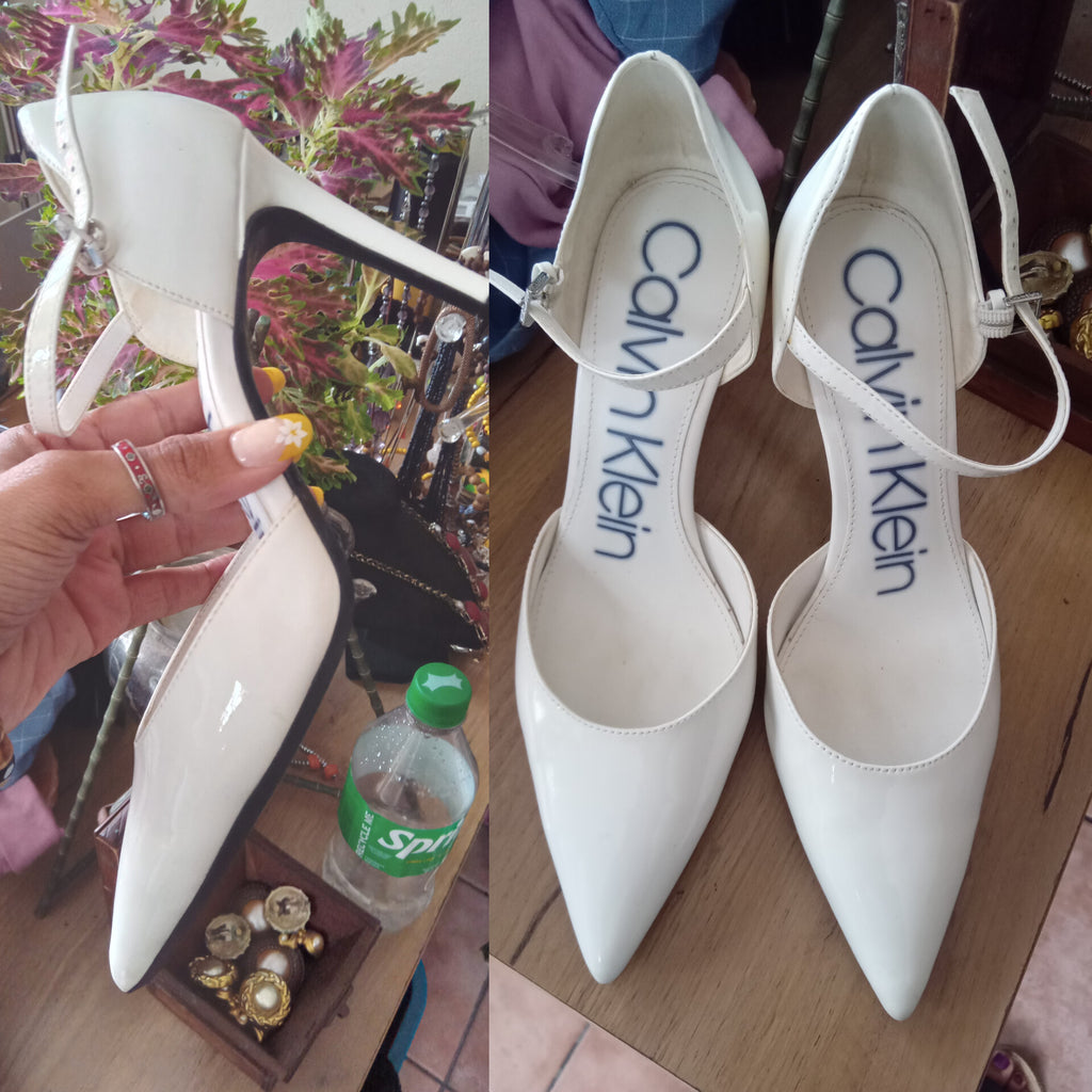 calvin klein white pointy heal heal /// size 8