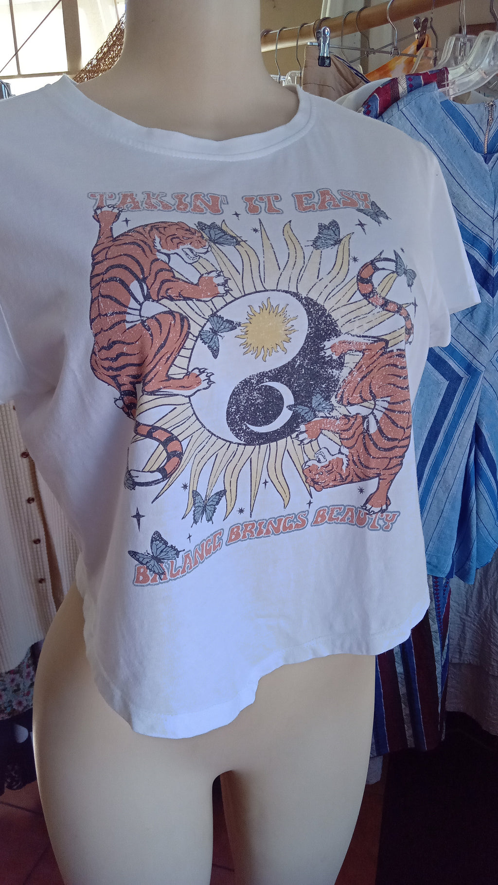 White balance tiger yin yang graphic tee front back cropped
