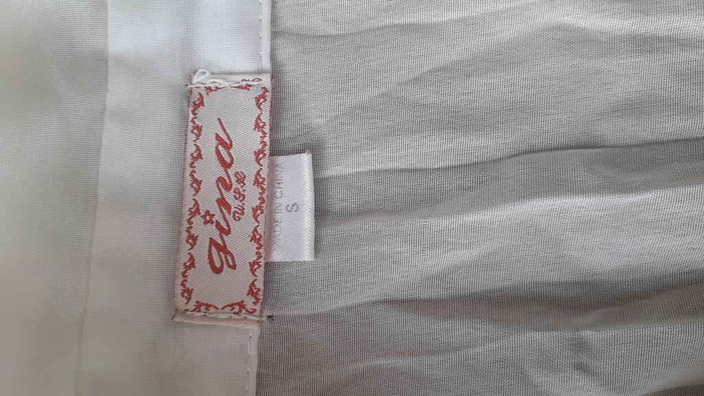 vintage white embroidery pleat sheer  long sleeve blouse ... s