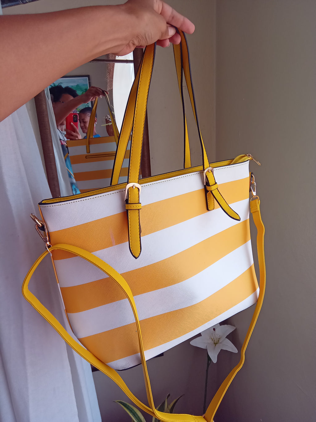 Large mustard stripe bag.