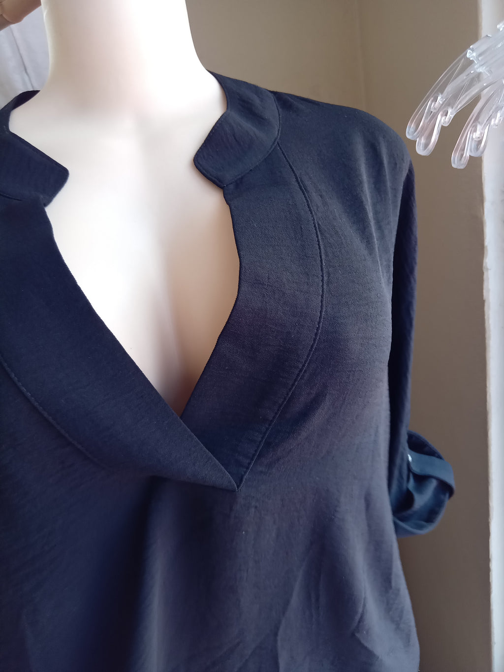 Black Calvin klein cuffed blouse... L