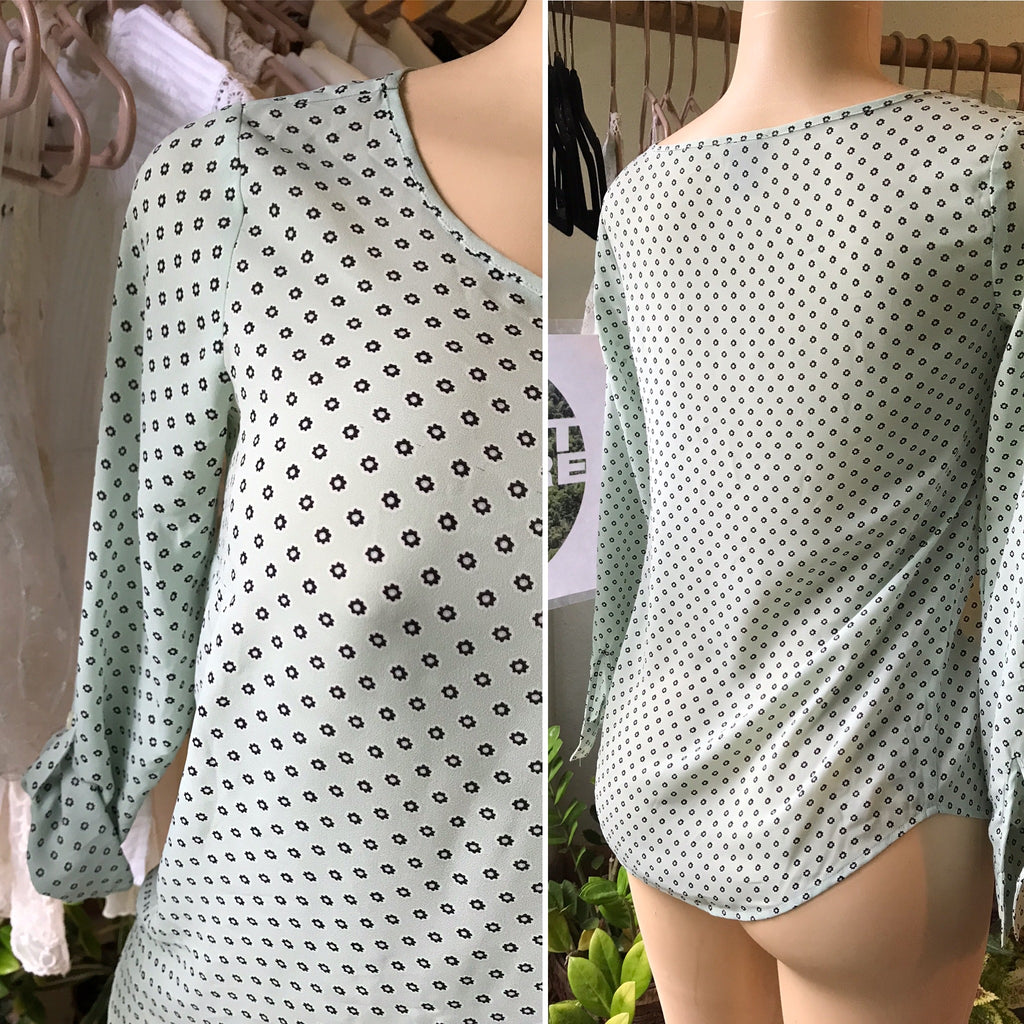 Ann Taylor Mint Green Flower Print Blouse - XS