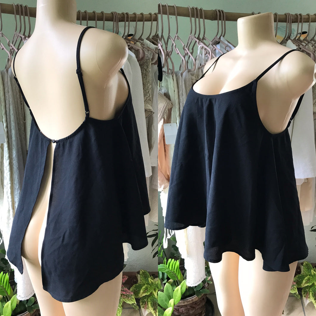 Black Apron Top Peekaboo Back