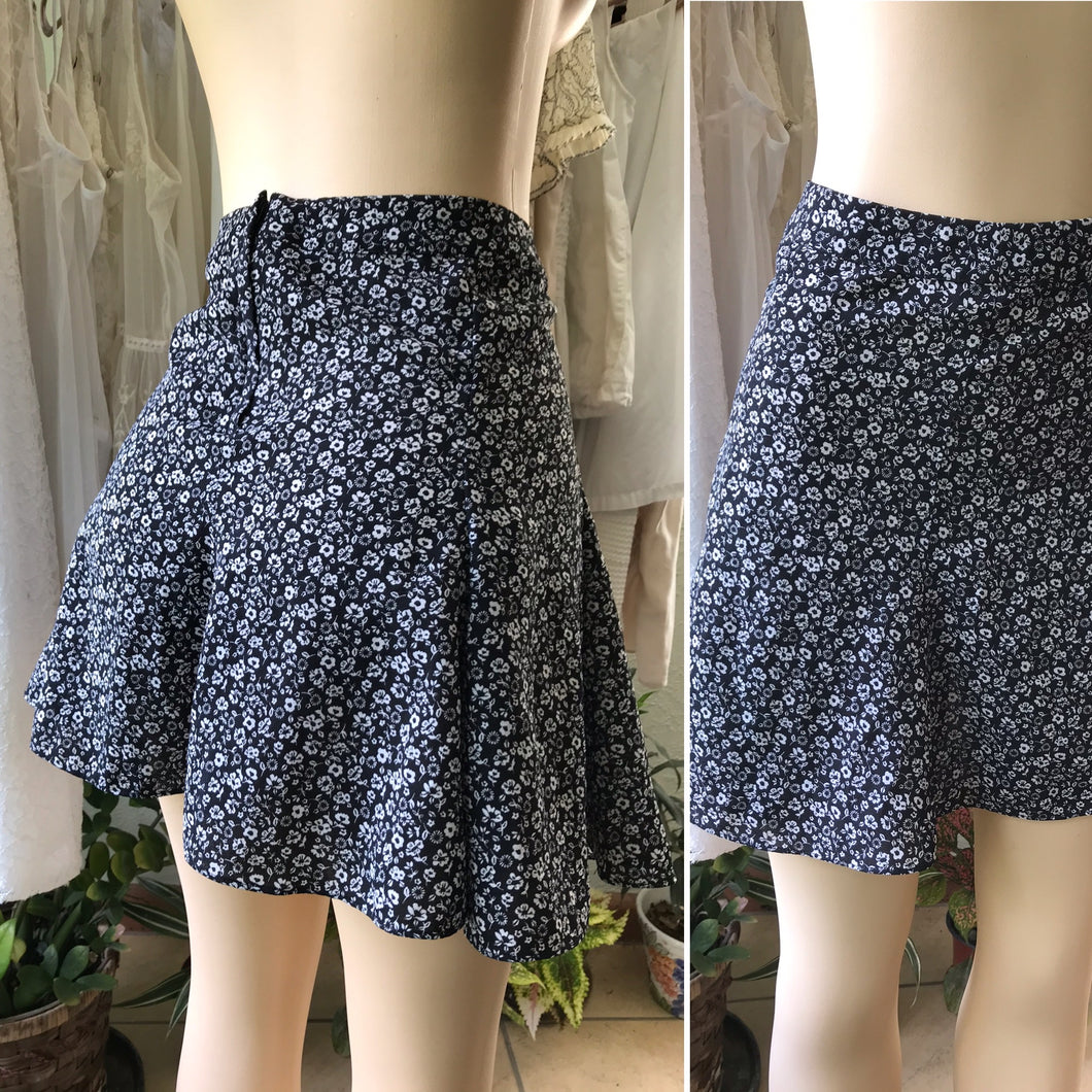 H&M Fine Floral Skater Skirt 90s Style