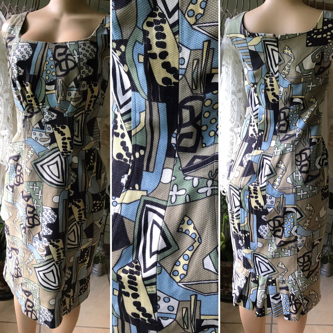 Vintage Pop Print Tailored Dress