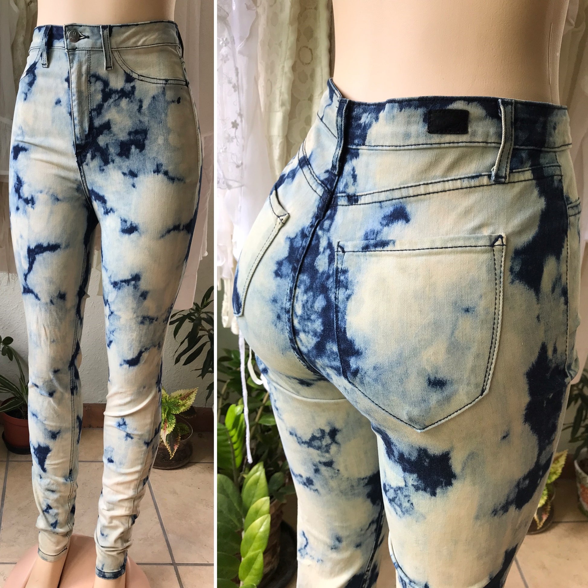 Cloud Acid Wash High Waist Jeggings