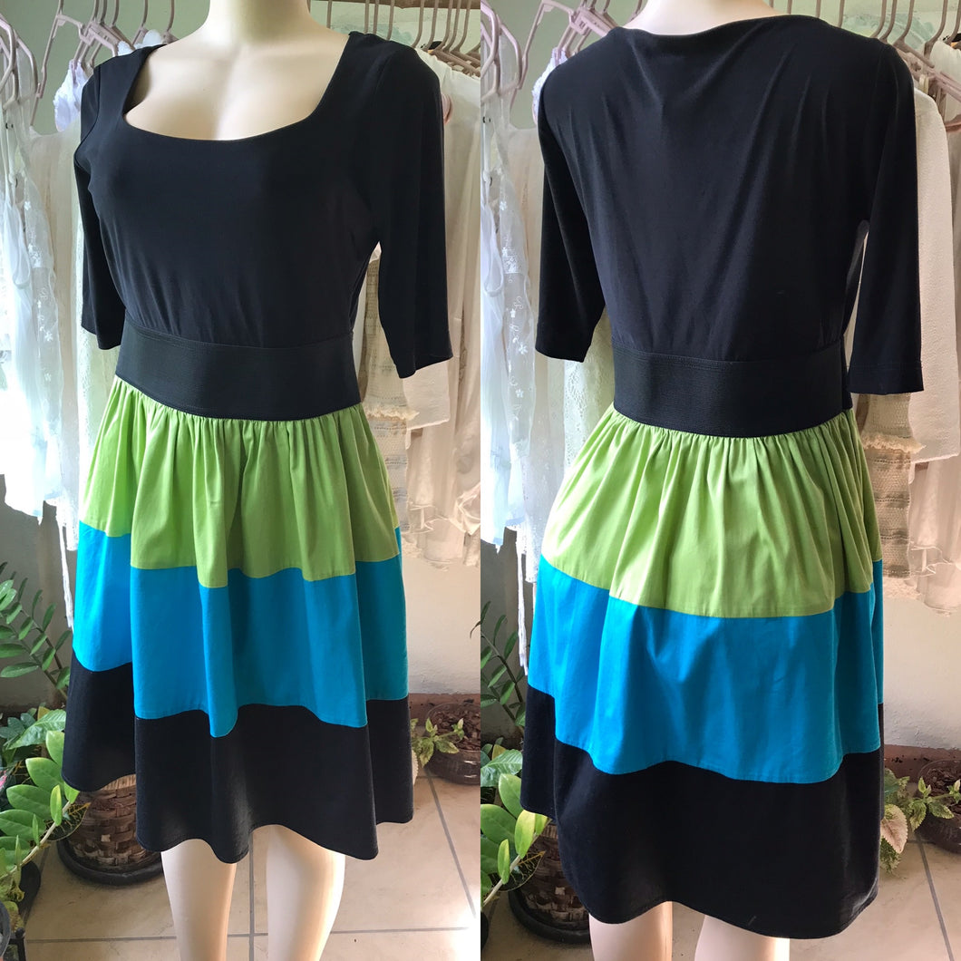 Retro Babydoll Colourblock Mid Sleeve Dress