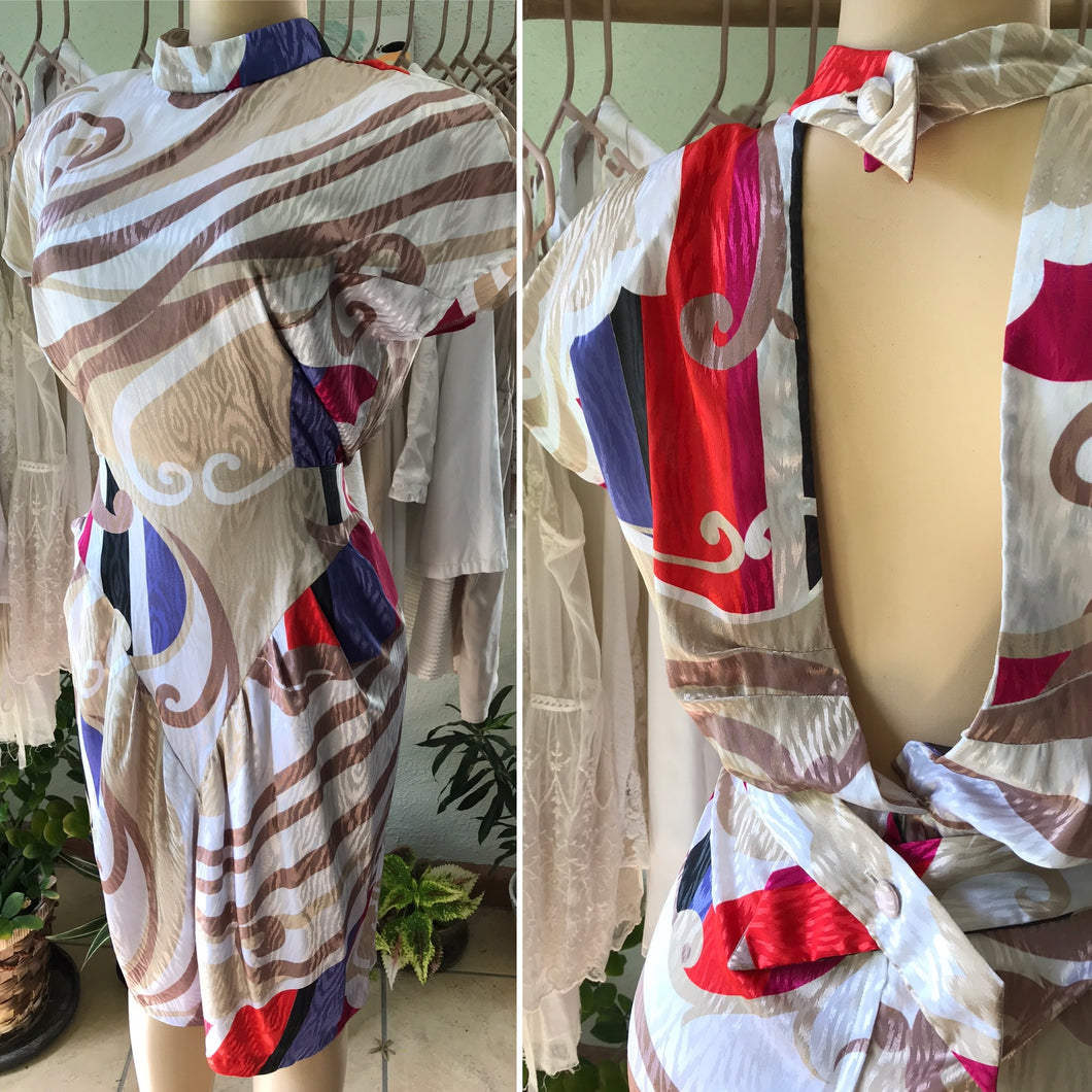 Vintage Reflective Red White Print Dress