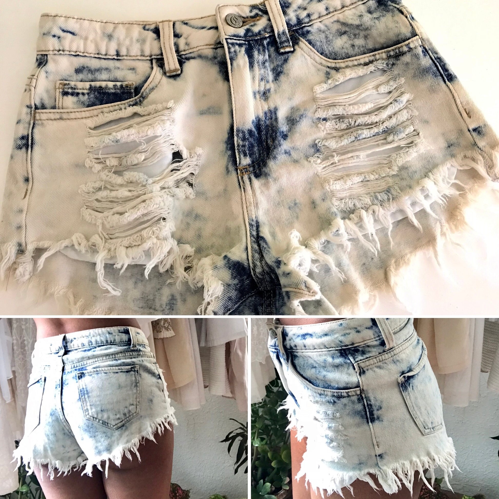 Forever 21 Acid Wash Distressed Booty Shorts - S