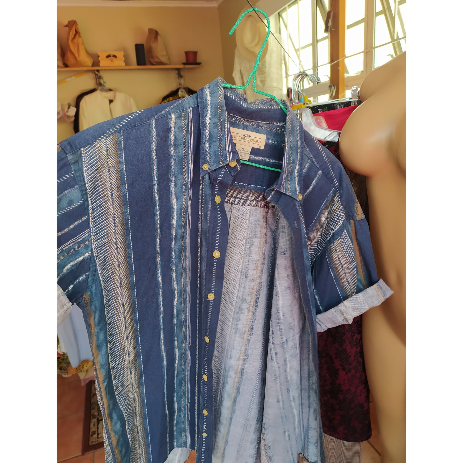 70s Vintage Men's Button Down Navy - M