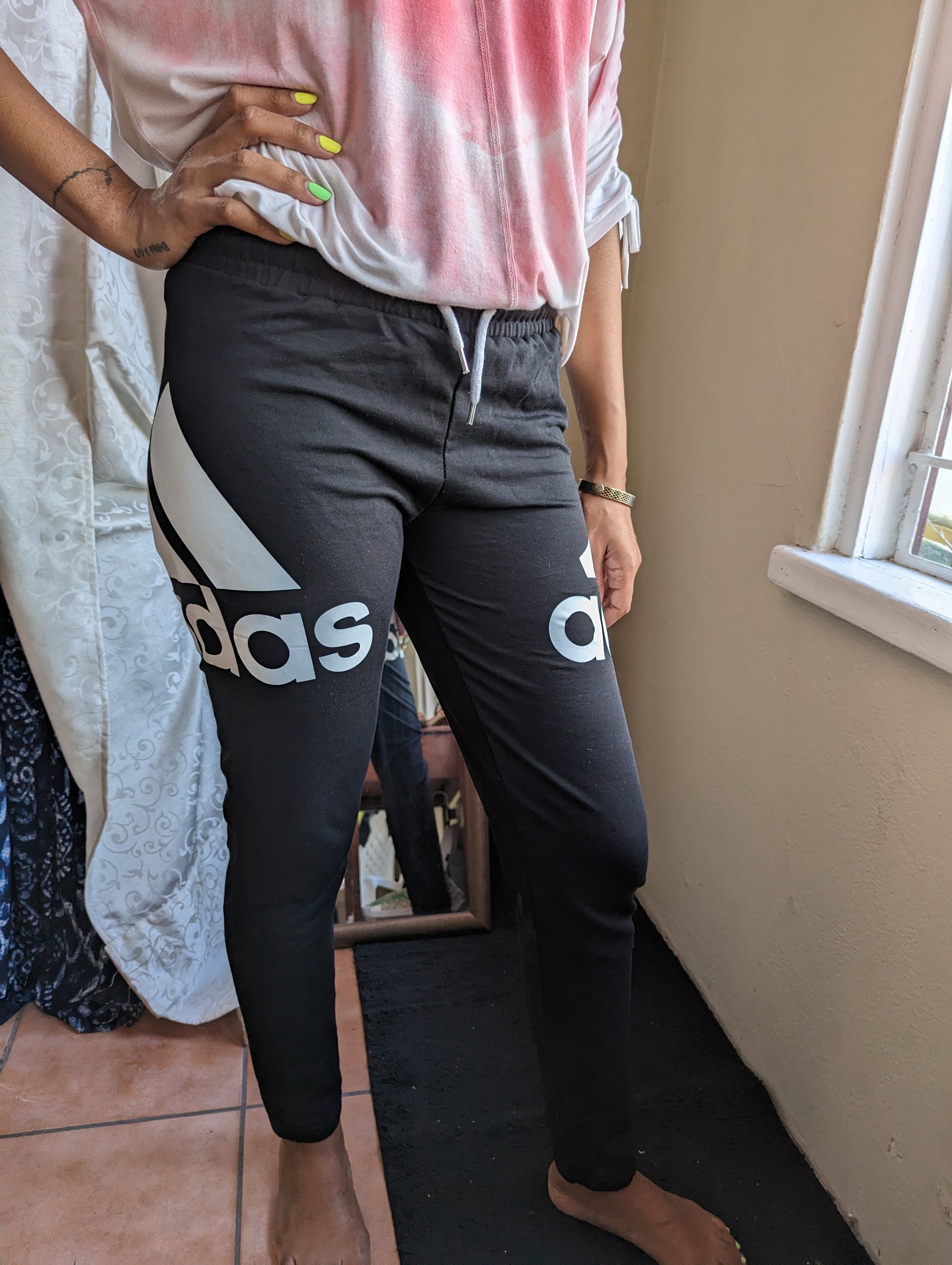 Black adidas joggers ::: s