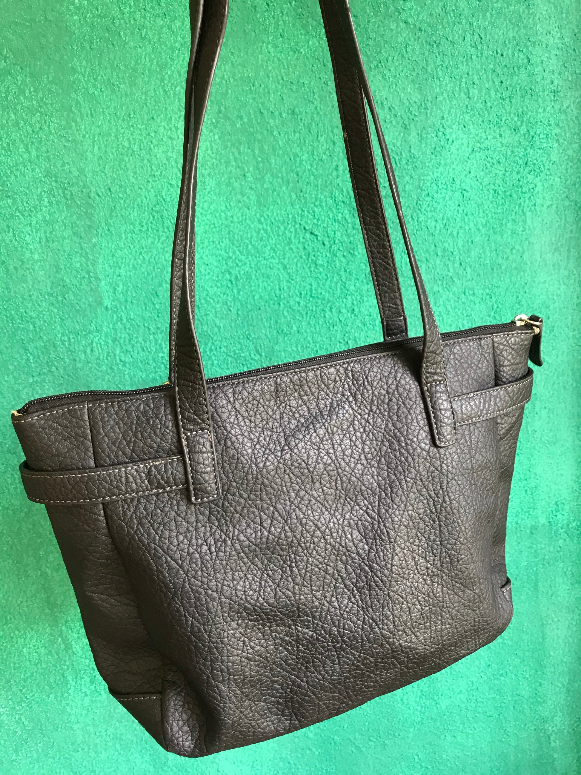 Medium Size Black Shoulder Bag Staple