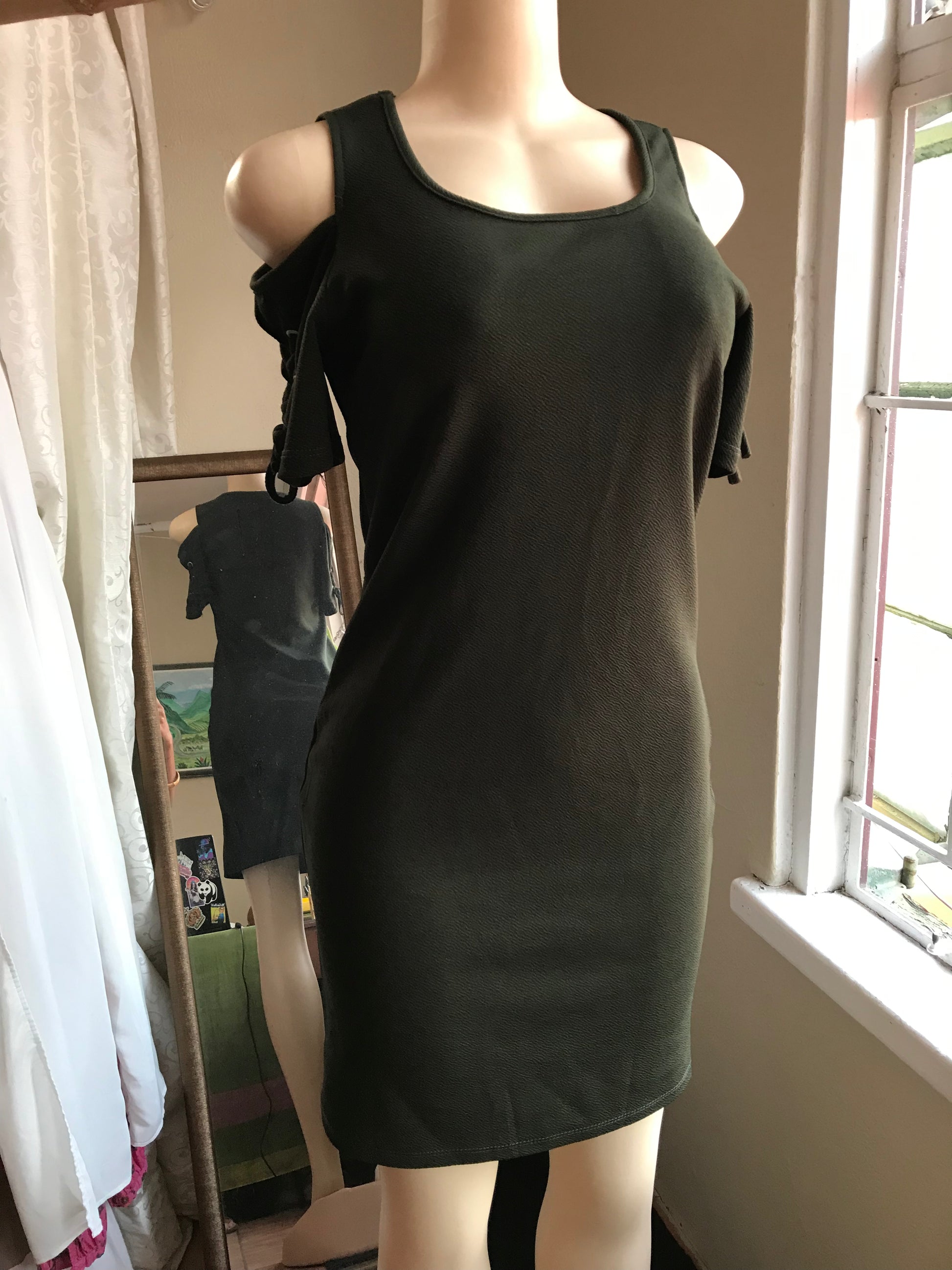 Earth Green Cold Shoulder Bodycon Lace Up - L