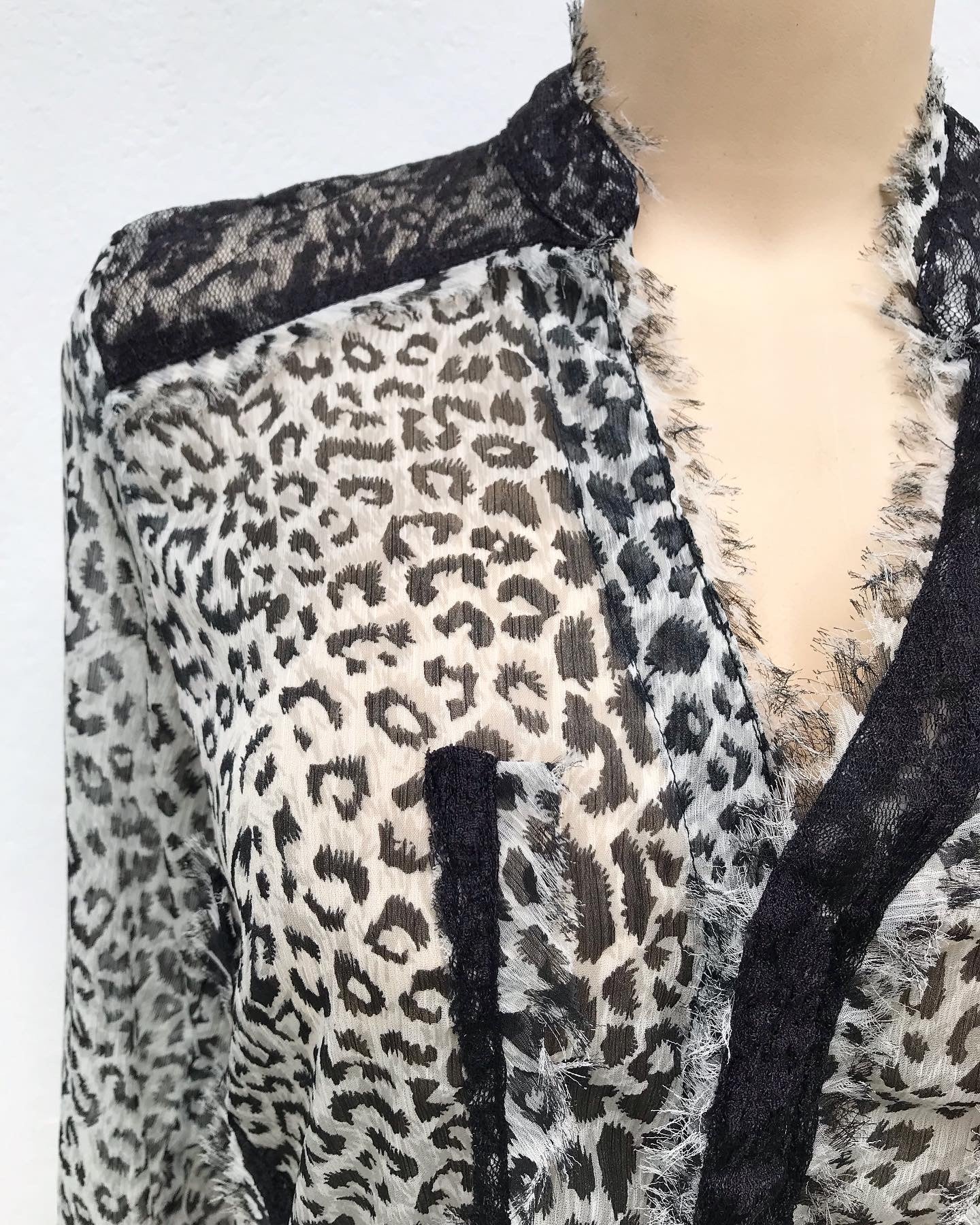 Vintage Fray Edge Conceal Button Animal Print Paper Thin Blouse