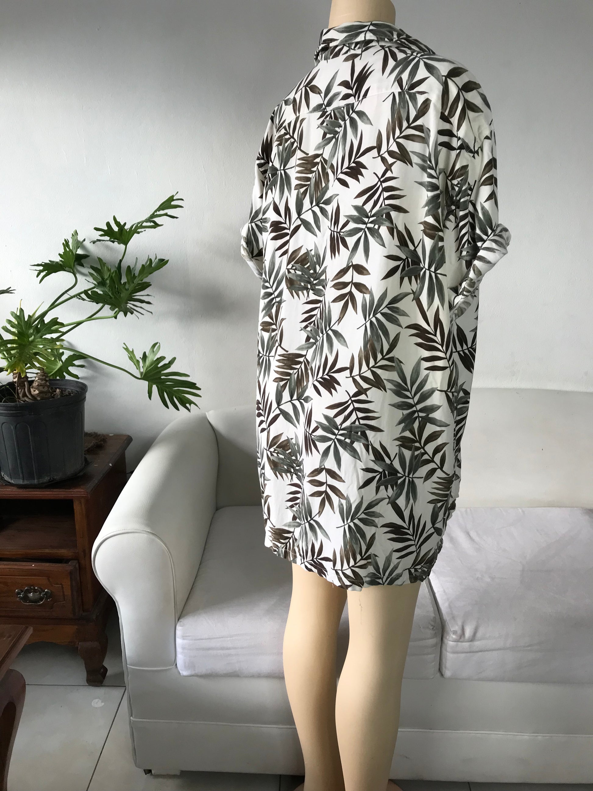 Nautica 100% Silk Men's Button Leaf Print Shirt Earth Tone - 2X /XL.