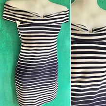 Load image into Gallery viewer, GUESS Stripe Off the Shoulder Bodycon Dress V White
