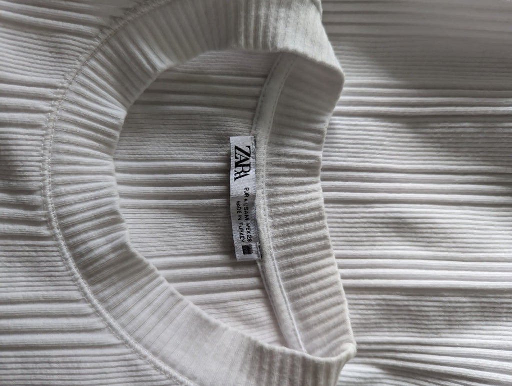 Zara White Ribbed Sideboob Top - M.