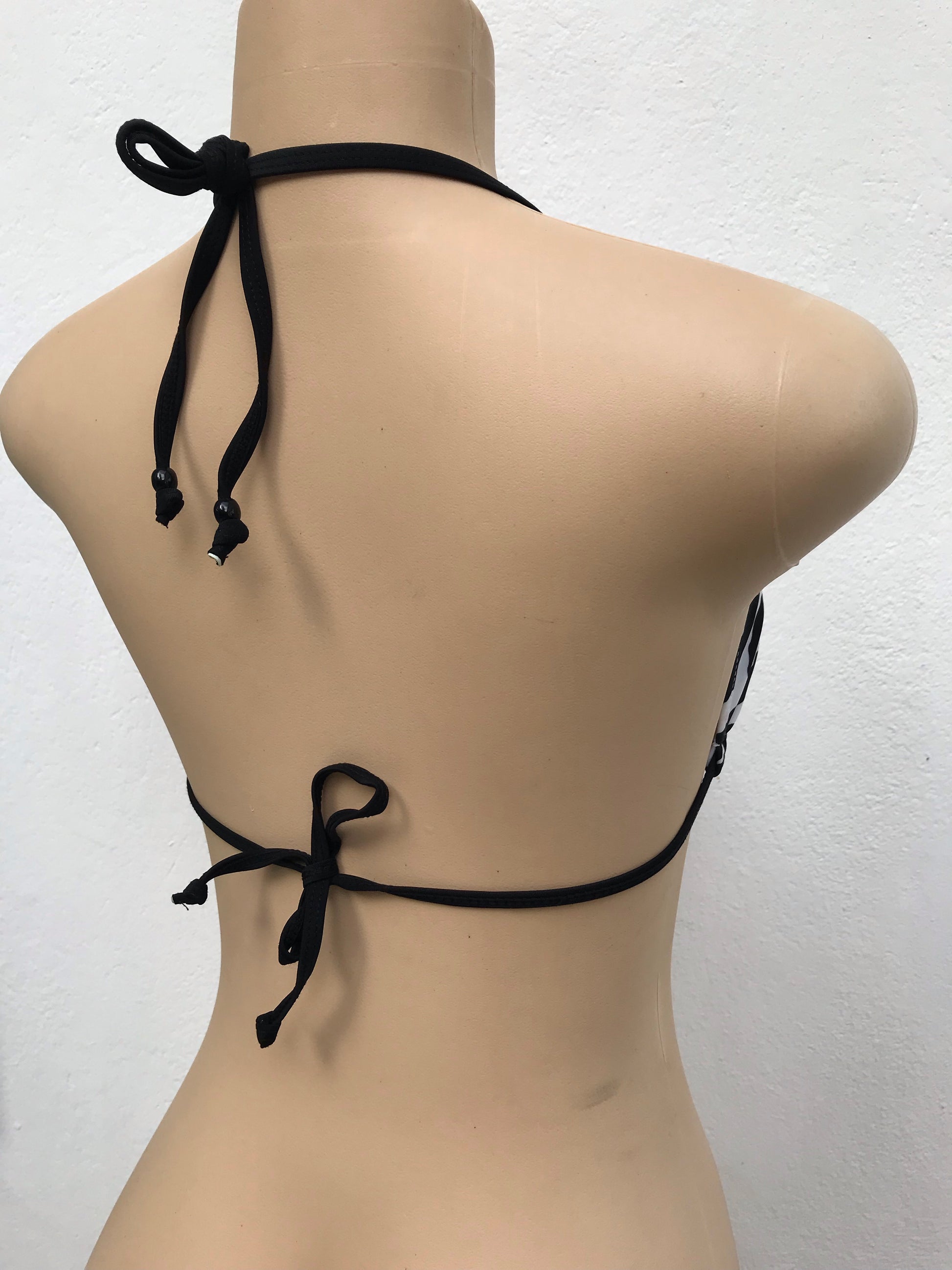 New Tag Zebra Print Bikini Top : M