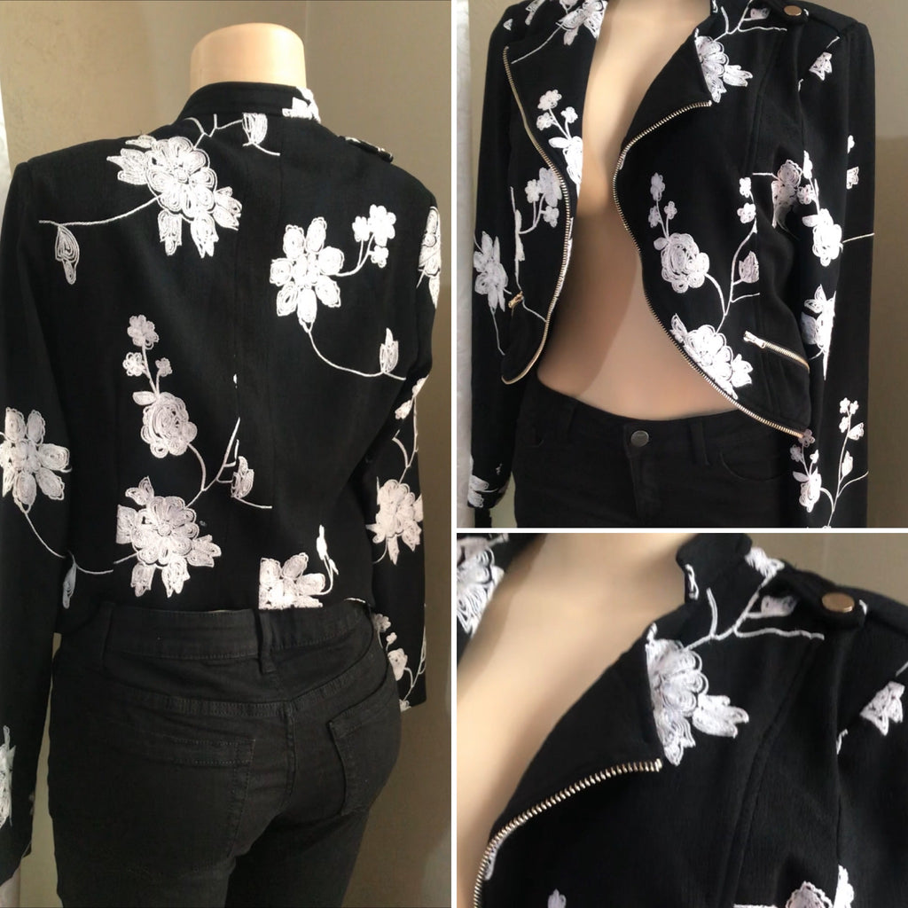 New B&W Flower Embroidery Zip Jacket Statement Work / Play - L