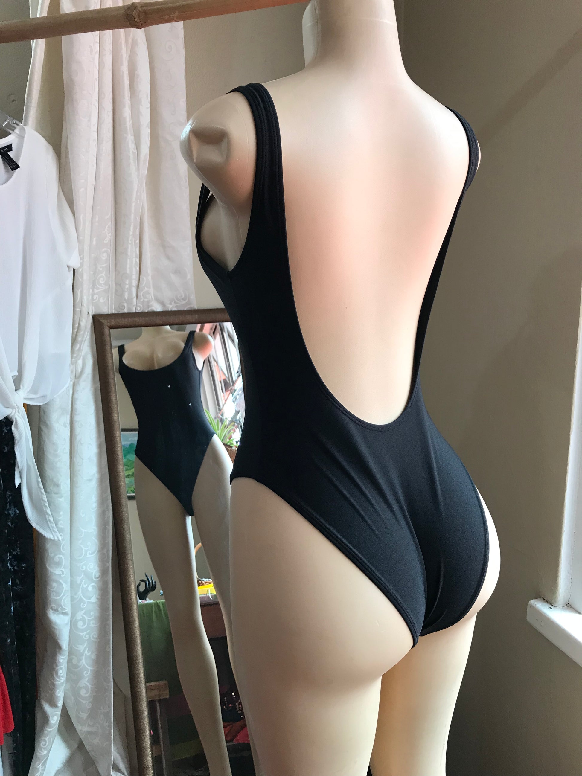 Black one piece swim low back - s