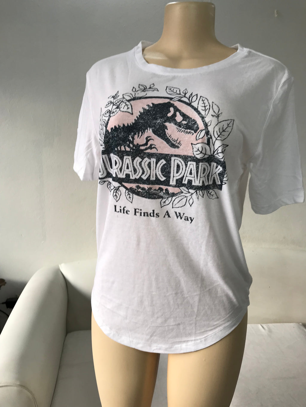 New Jurassic Park White Graphic Tee - L