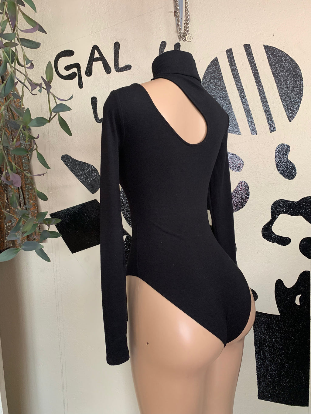 Black Bodysuit w Shoulder Plunge Cutout