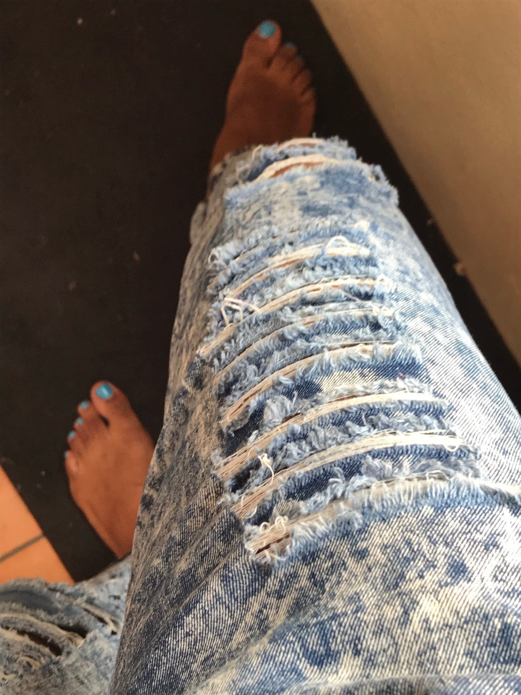 Acid Washed Distressed Jean Joggers Ruffle Top - S