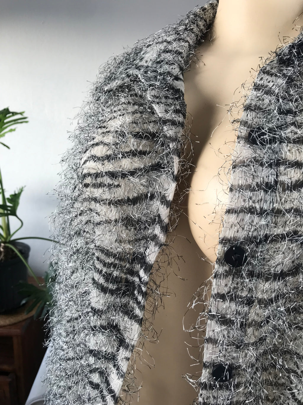 Retro Fuzzy Zebra Stripe Fashion Cardigan - XL