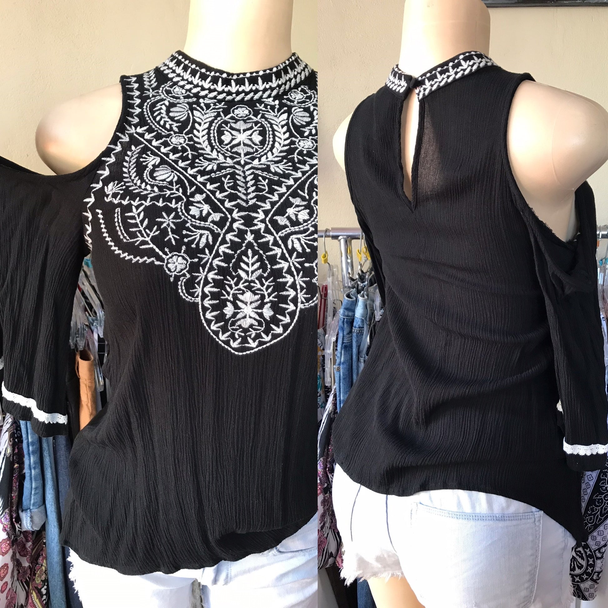 Black Boho Cold Shoulder Crinkle Blouse XS