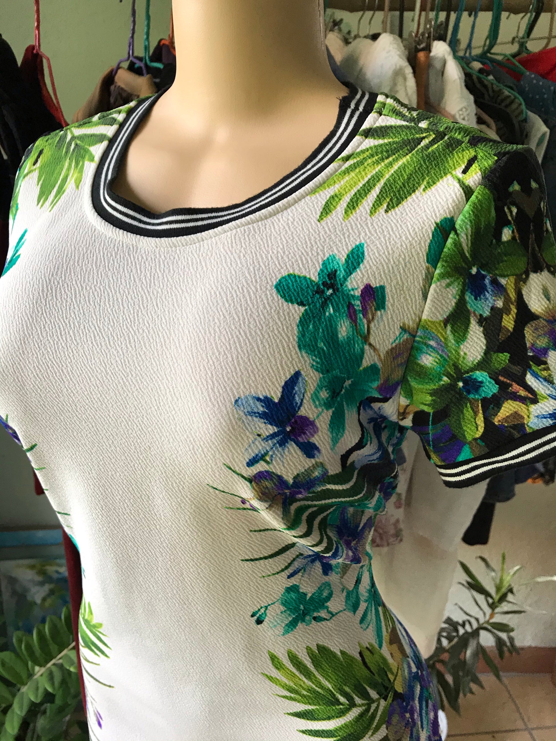 White Tropical Floral Cuffed Dress