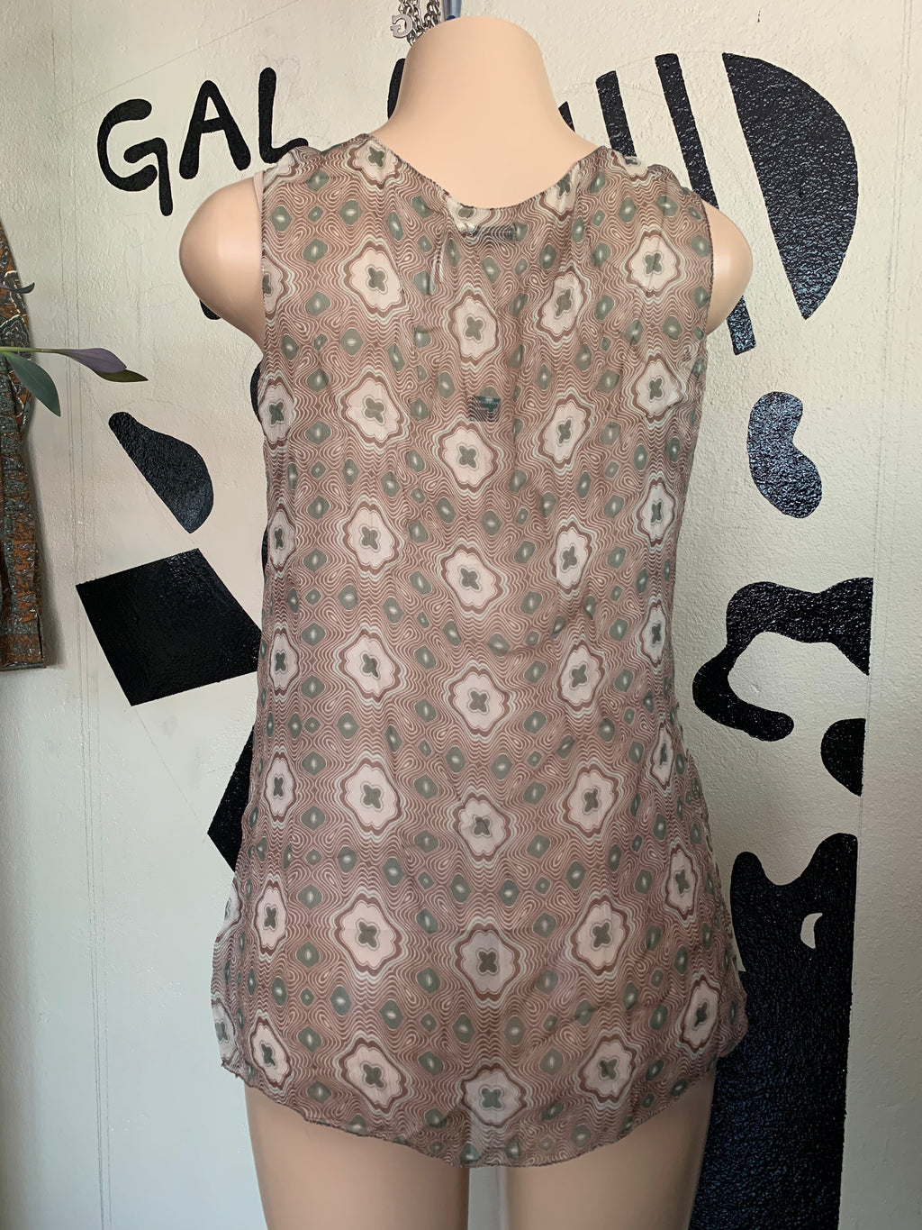 100% Silk Sheer Earth Tone Geo Print Sleeveless Top - M-L ...