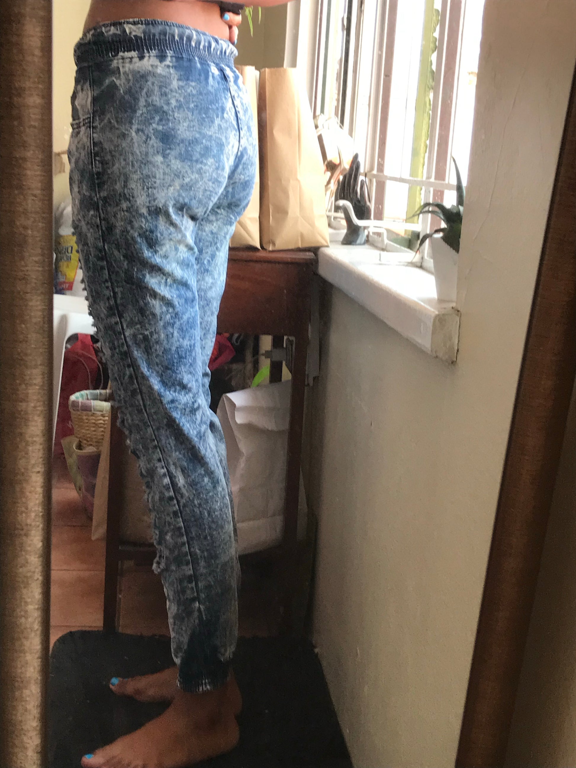 Acid Washed Distressed Jean Joggers Ruffle Top - S