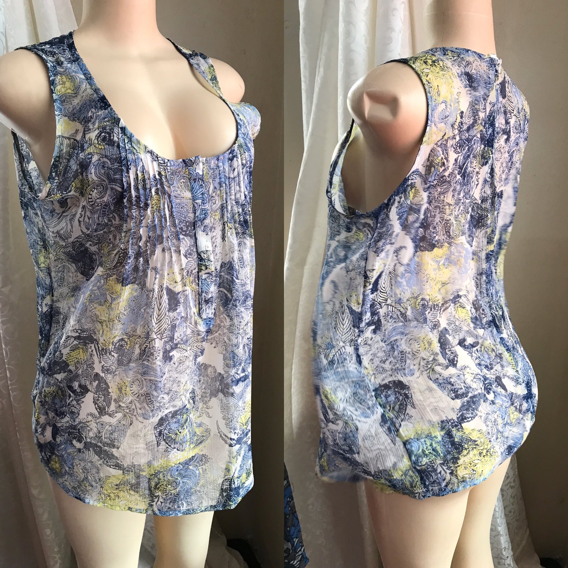 Blue Print Sleeveless Blouse
