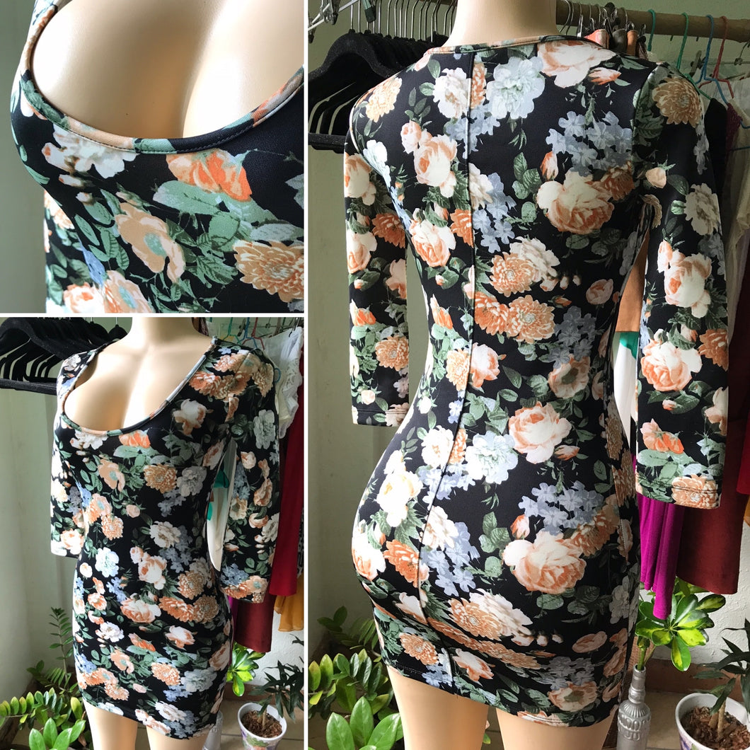 Forever 21 Floral Bodycon Mid Sleeve Dress