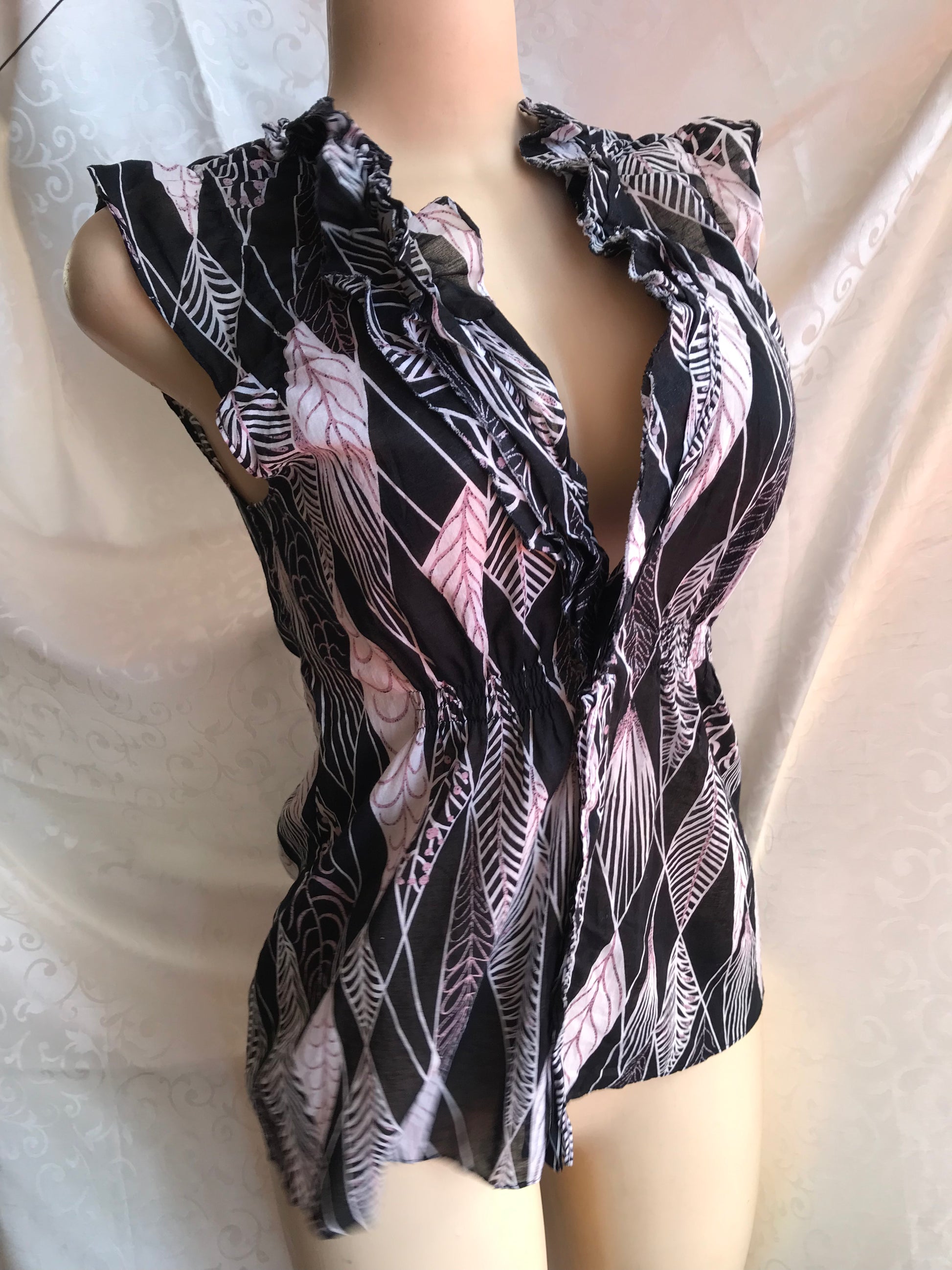 Retro BCBG Leaf print 100% Cotton
