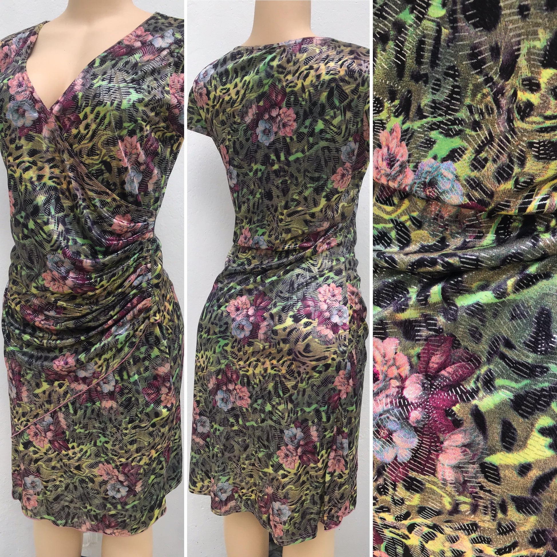 Retro Reflective Rose Print Dress