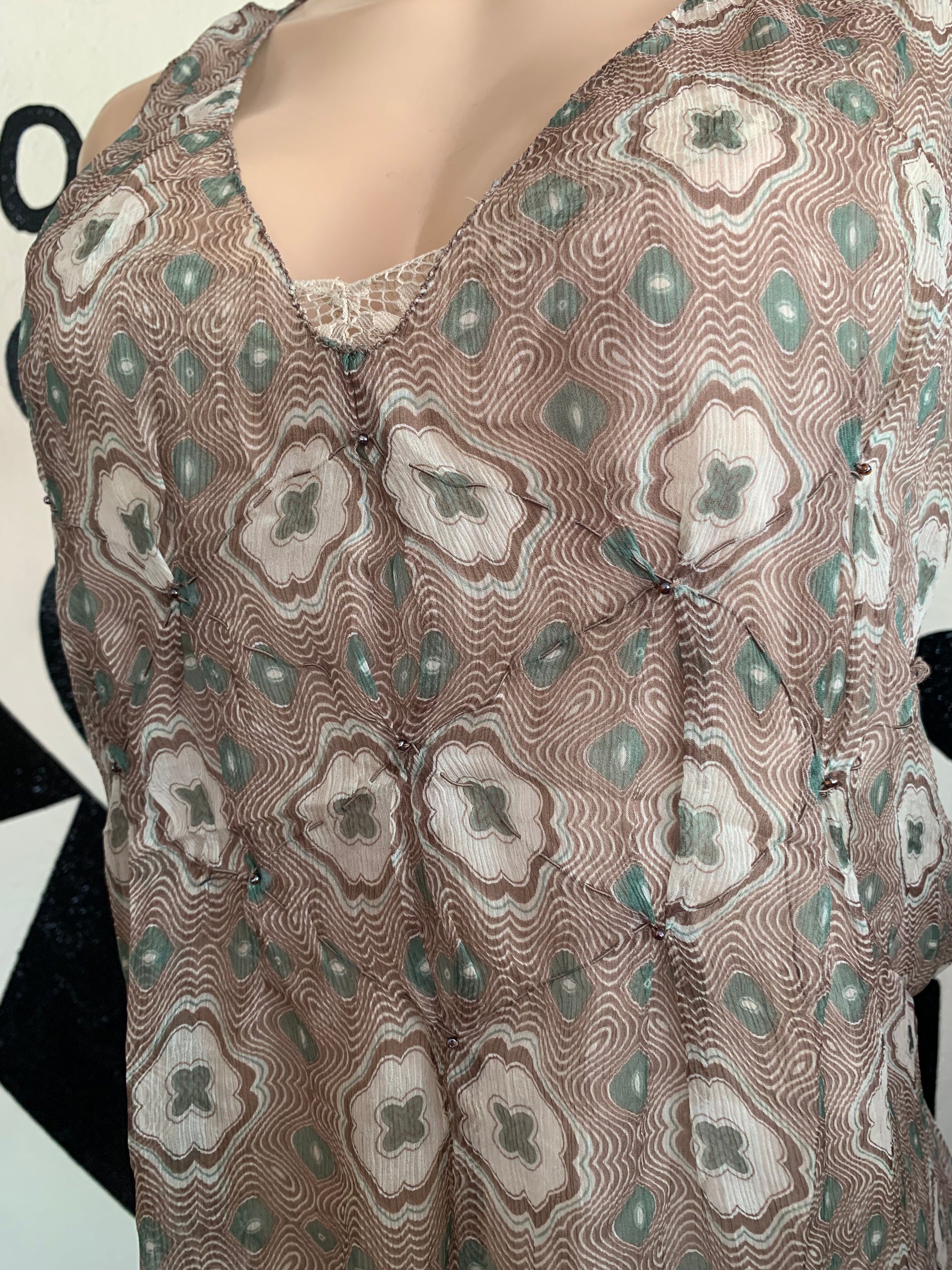 100% Silk Sheer Earth Tone Geo Print Sleeveless Top - M-L ...