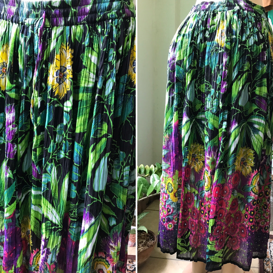 Vintage Unworn 100% Cotton Made in India Garden Print Crinkle Skirt