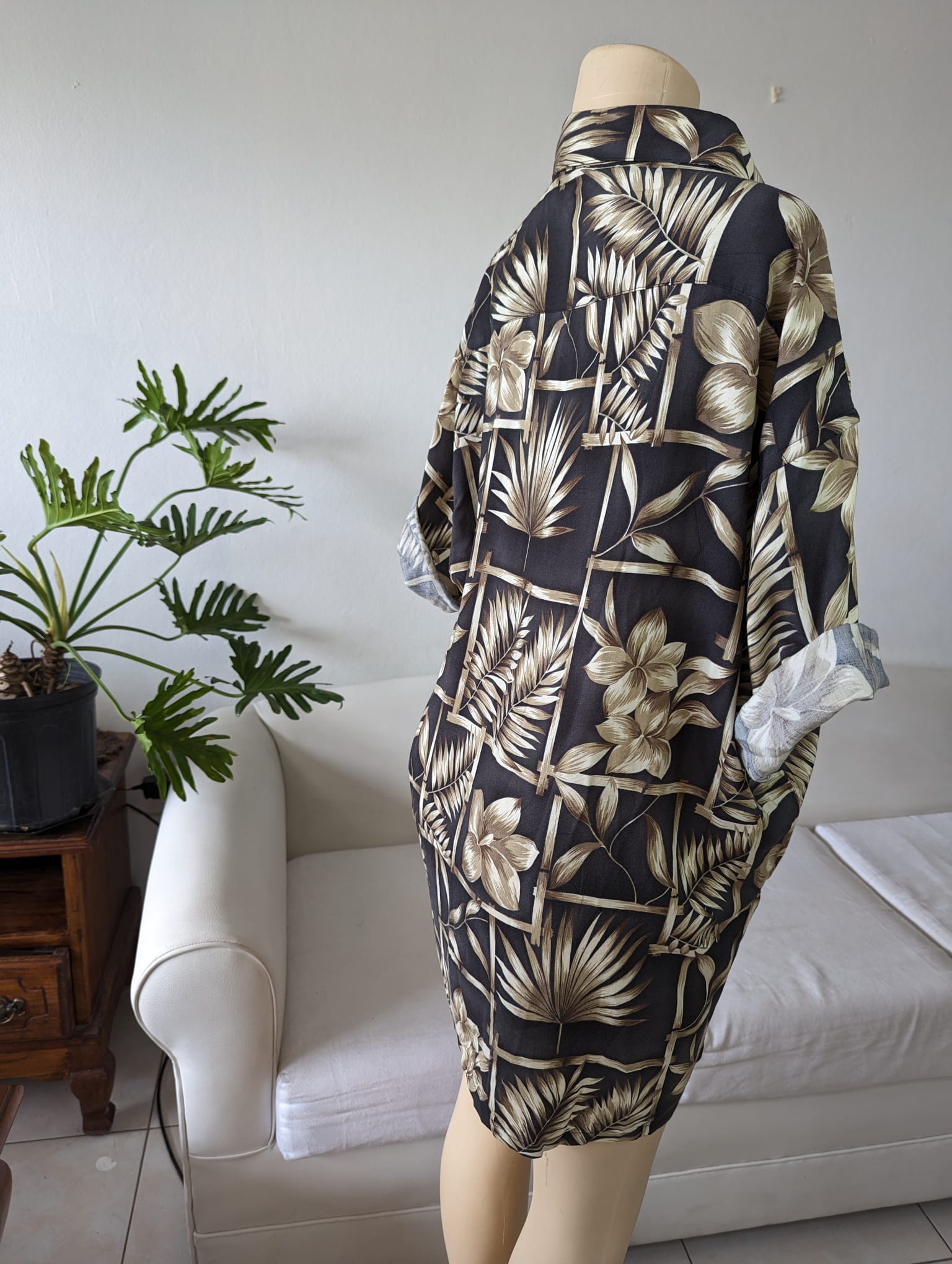 Vintage Brown Palm Print Hawai Shirt Men's |   /XL.