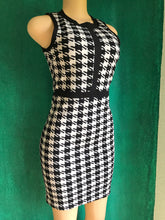 Load image into Gallery viewer, B&amp;W Houndstooth Dress Large Print

