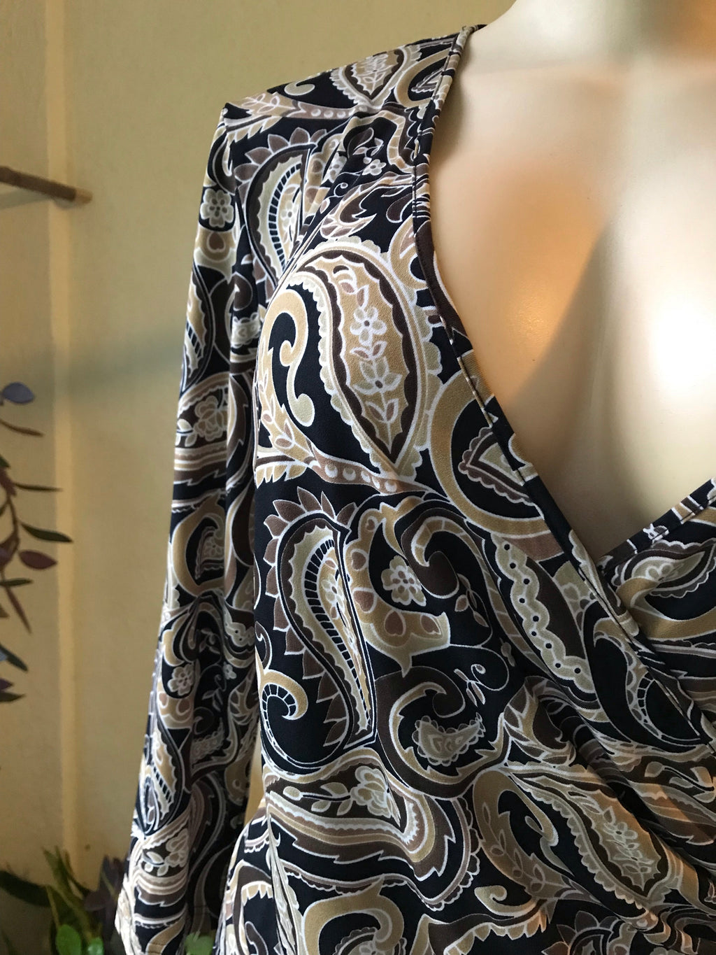 Retro Stretchy Brown Paisley Wrap Style Blouse