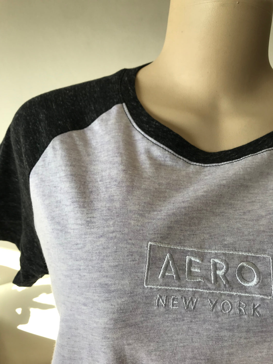 New Aeropostale Baseball Cut Grey Tee - /XL